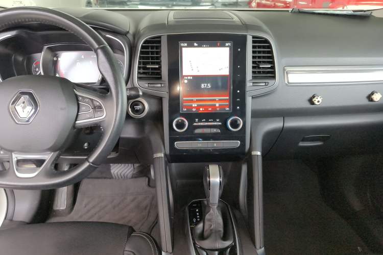 Used Renault Koleos 2017 2.5L Two-Wheel Drive Prestige Edition Audio And AC Panel