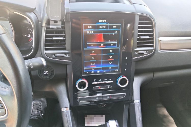 Used Renault Koleos 2017 2.0L Two-Wheel Drive Luxury Edition Audio And AC Panel