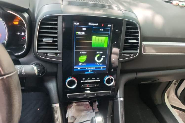 Used Renault Koleos 2017 2.5L Two-Wheel Drive Prestige Edition Audio And AC Panel