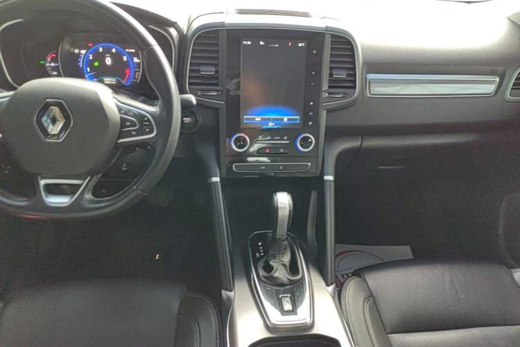 Used Renault Koleos 2017 2.5L Two-Wheel Drive Prestige Edition Audio And AC Panel