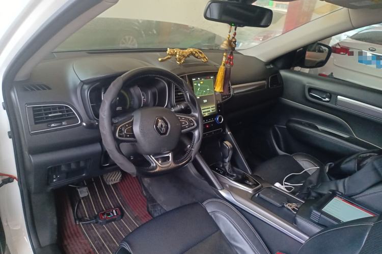 Used Renault Koleos 2017 2.0L Two-Wheel Drive Luxury Edition Center Console