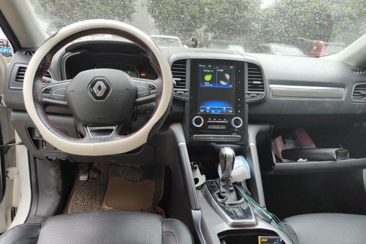 Used Renault Koleos 2017 2.5L Four-Wheel Drive Premium Edition Center Console