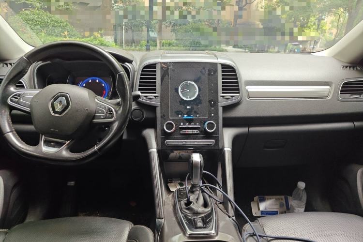 Used Renault Koleos 2017 2.0L Two-Wheel Drive Luxury Edition Center Console