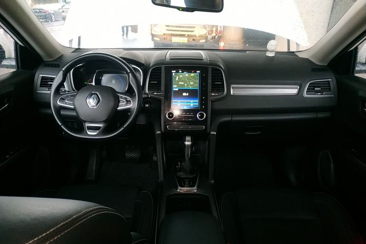 Used Renault Koleos 2017 2.5L Two-Wheel Drive Prestige Edition Center Console