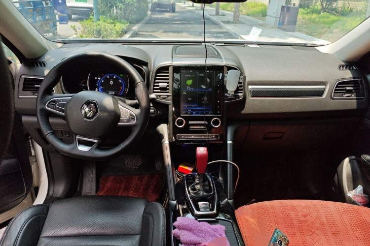 Used Renault Koleos 2017 2.5L Four-Wheel Drive Ultimate Edition Center Console