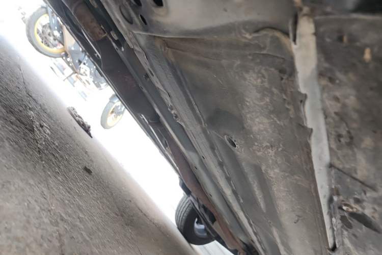 Used Renault Koleos 2017 2.5L Four-Wheel Drive Ultimate Edition Chassis Front Left