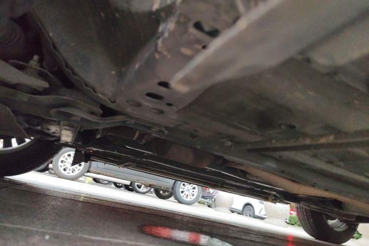 Used Renault Koleos 2017 2.0L Two-Wheel-Drive Leading Edition Chassis Front Left