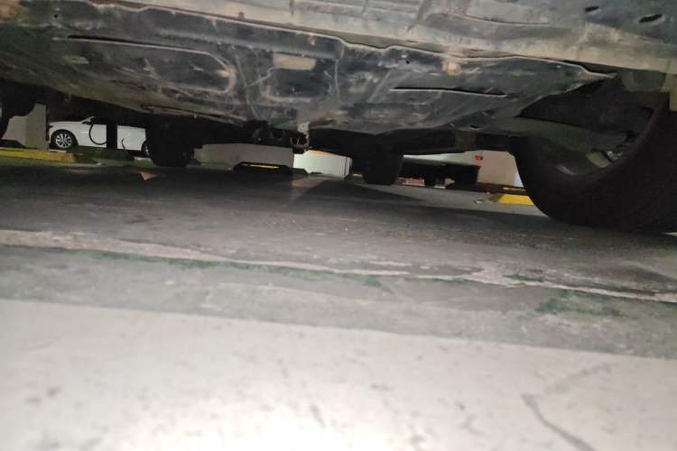Used Renault Koleos 2017 2.5L Four-Wheel Drive Ultimate Edition Chassis Front