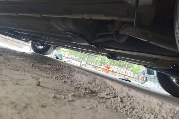 Used Renault Koleos 2017 2.0L Two-Wheel-Drive Leading Edition Chassis Rear Left
