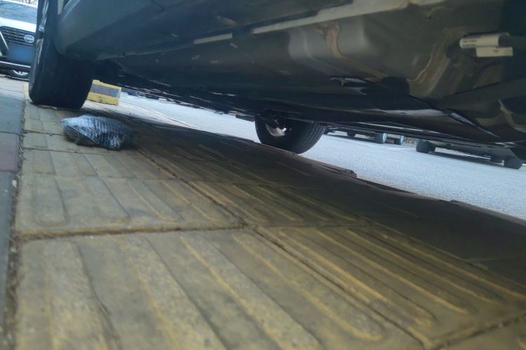 Used Renault Koleos 2017 2.5L Four-Wheel Drive Ultimate Edition Chassis Rear Left