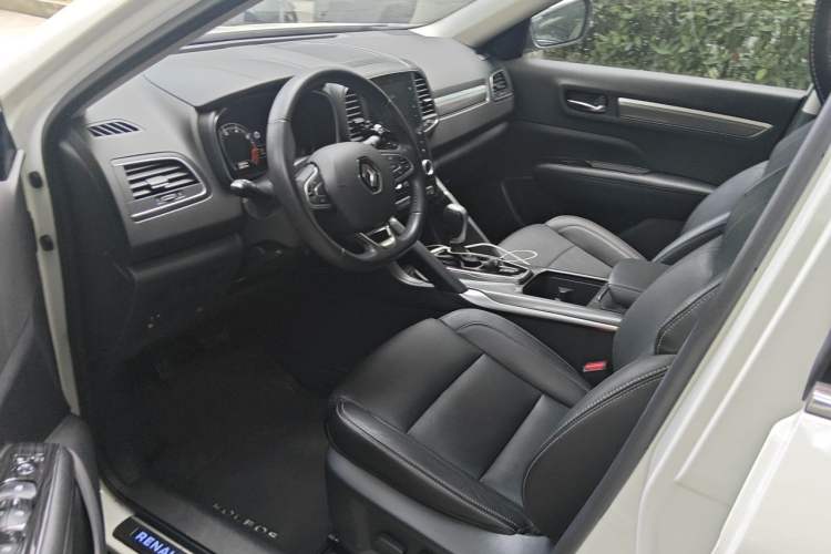 Used Renault Koleos 2017 2.0L Two-Wheel Drive Luxury Edition Driver Seat