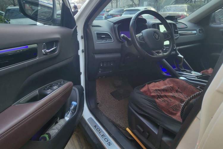 Used Renault Koleos 2017 2.5L Four-Wheel Drive Ultimate Edition Driver Seat