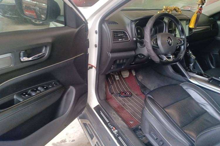 Used Renault Koleos 2017 2.0L Two-Wheel Drive Luxury Edition Driver Seat