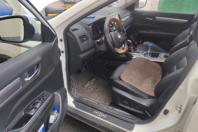 Used Renault Koleos 2017 2.0L Two-Wheel Drive Luxury Edition Driver Seat