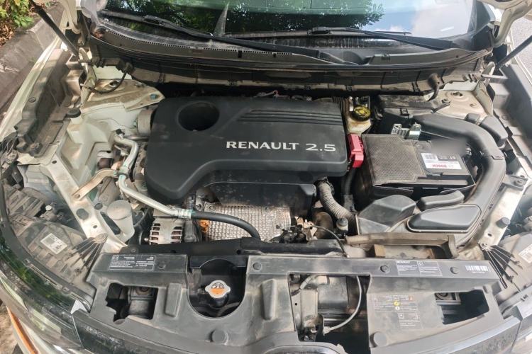 Used Renault Koleos 2017 2.5L Two-Wheel Drive Prestige Edition Engine Bay