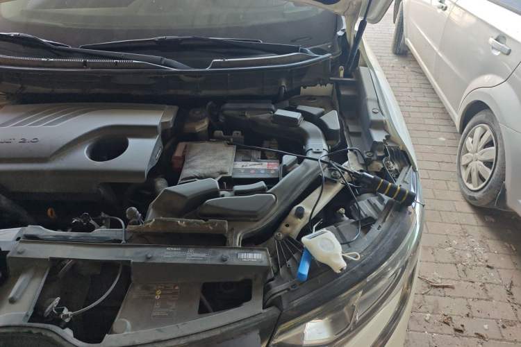 Used Renault Koleos 2017 2.0L Two-Wheel Drive Luxury Edition Engine Bay Left