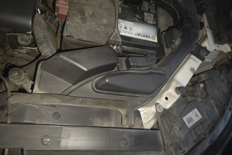 Used Renault Koleos 2017 2.0L Two-Wheel Drive Luxury Edition Engine Bay Left