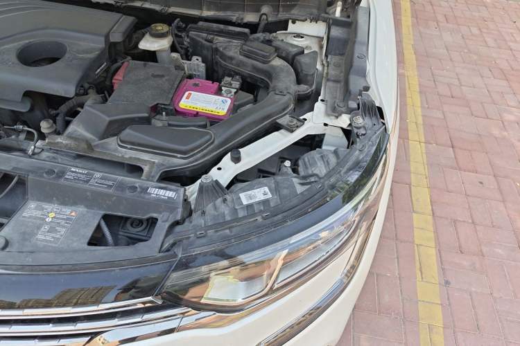 Used Renault Koleos 2017 2.0L Two-Wheel Drive Luxury Edition Engine Bay Left