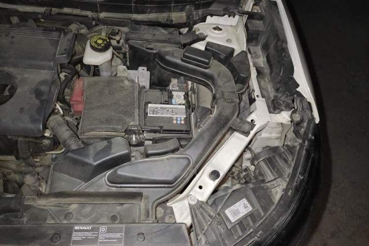 Used Renault Koleos 2017 2.0L Two-Wheel Drive Luxury Edition Engine Bay Left