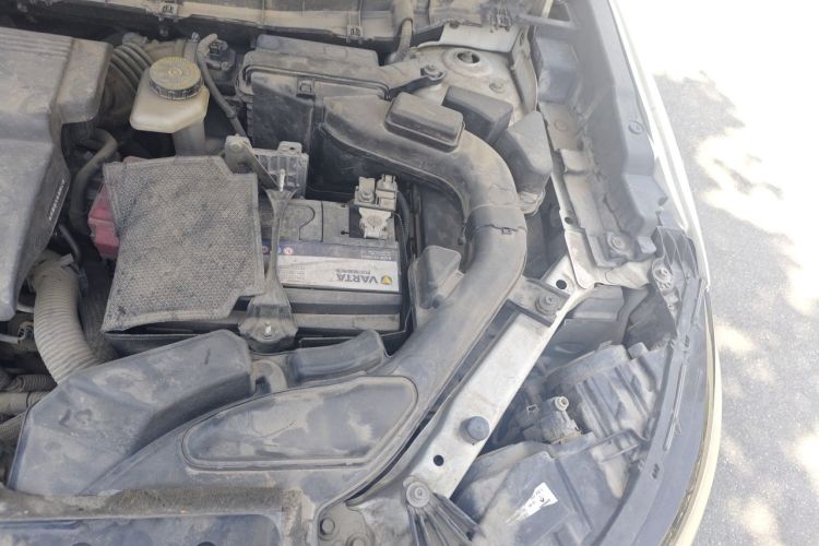 Used Renault Koleos 2017 2.0L Two-Wheel Drive Comfort Edition Engine Bay Left