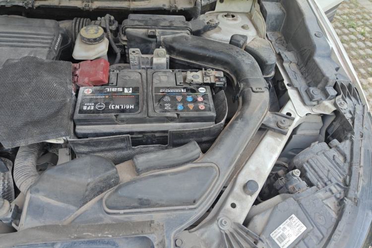 Used Renault Koleos 2017 2.5L Four-Wheel Drive Premium Edition Engine Bay Left