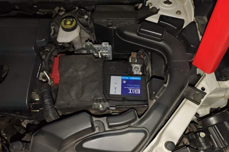 Used Renault Koleos 2017 2.0L Two-Wheel-Drive Leading Edition Engine Bay Left