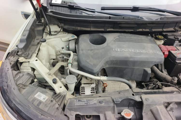 Used Renault Koleos 2017 2.5L Four-Wheel Drive Ultimate Edition Engine Bay Right