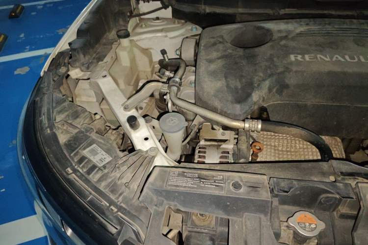 Used Renault Koleos 2017 2.5L 4x4 Flagship Edition Engine Bay Right