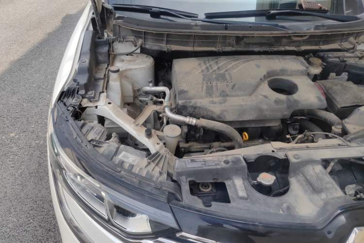 Used Renault Koleos 2017 2.0L Two-Wheel Drive Luxury Edition Engine Bay Right