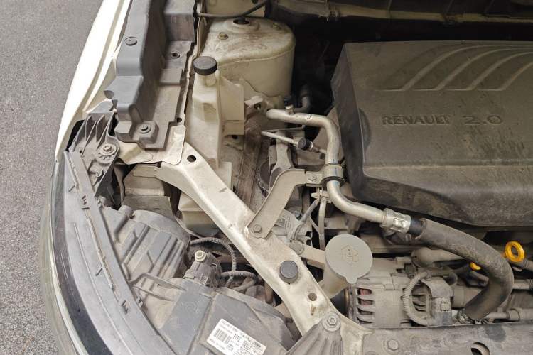 Used Renault Koleos 2017 2.0L Two-Wheel Drive Luxury Edition Engine Bay Right