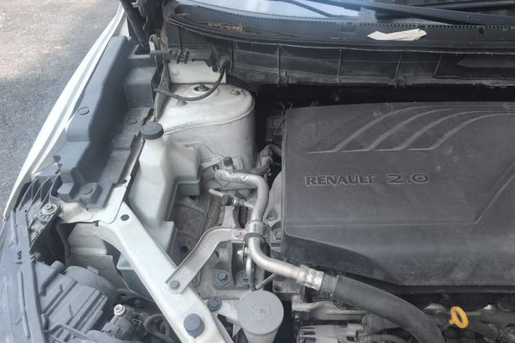 Used Renault Koleos 2017 2.0L Two-Wheel Drive Luxury Edition Engine Bay Right
