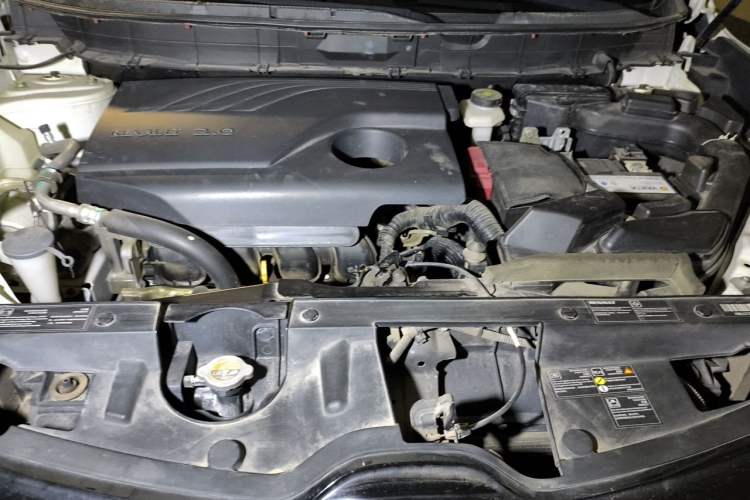 Used Renault Koleos 2017 2.0L Two-Wheel Drive Luxury Edition Engine Bay