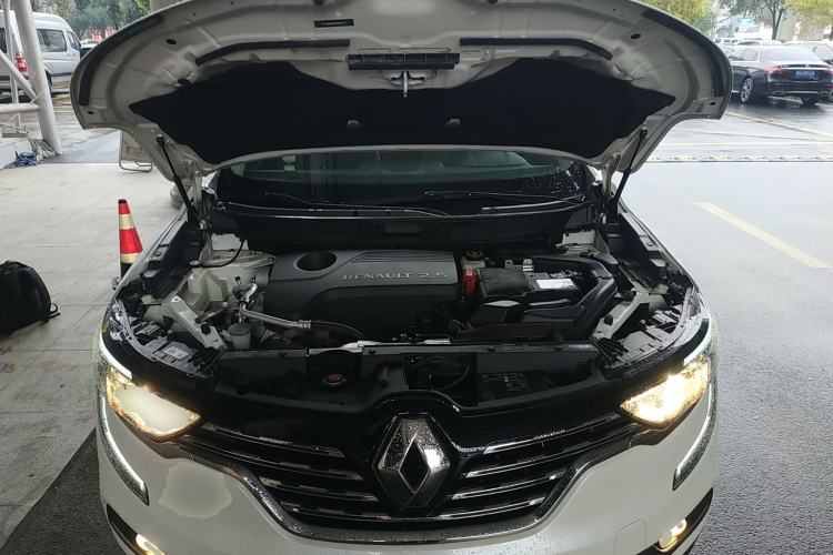 Used Renault Koleos 2017 2.5L Two-Wheel Drive Prestige Edition Engine Bay
