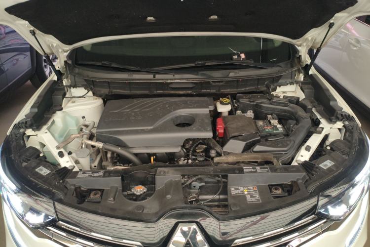 Used Renault Koleos 2017 2.0L Two-Wheel-Drive Leading Edition Engine Bay
