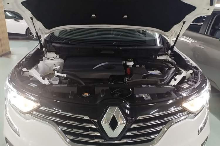 Used Renault Koleos 2017 2.0L Two-Wheel Drive Luxury Edition Engine Bay