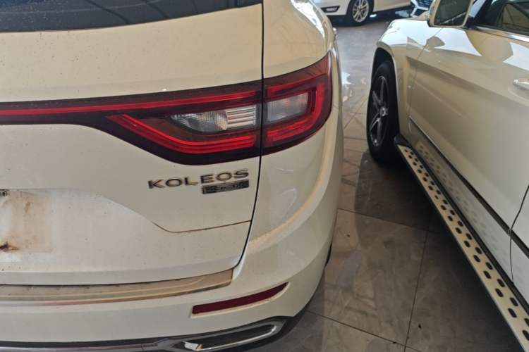 Used Renault Koleos 2017 2.0L Two-Wheel Drive Luxury Edition Exterior 3