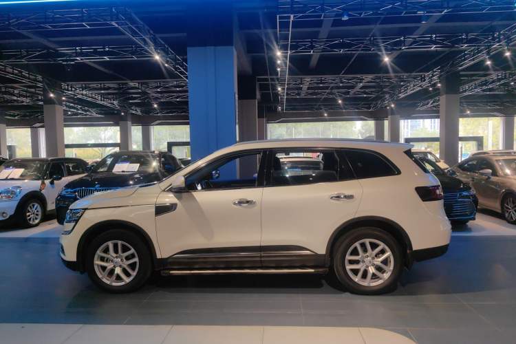 Used Renault Koleos 2017 2.5L Two-Wheel Drive Prestige Edition Exterior 3