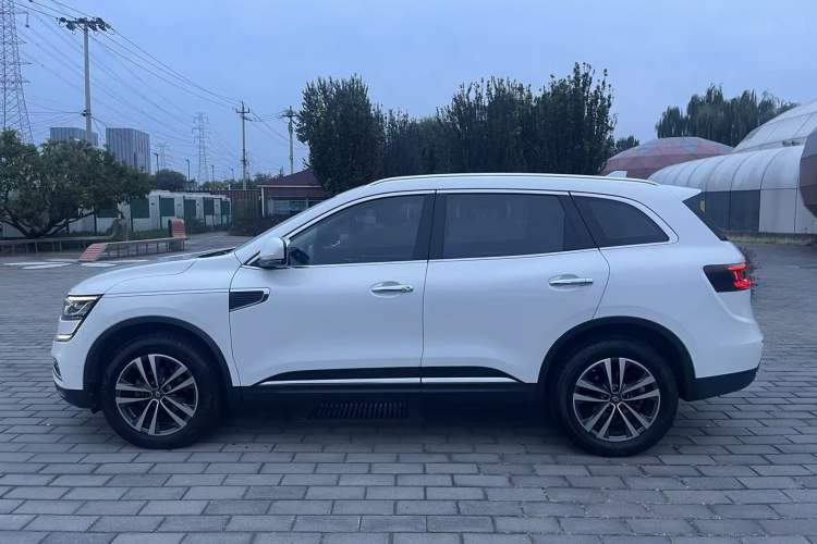 Used Renault Koleos 2017 2.5L Four-Wheel Drive Ultimate Edition Exterior 4