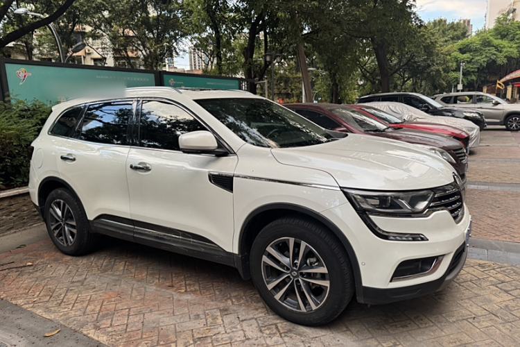Used Renault Koleos 2017 2.5L Four-Wheel Drive Ultimate Edition Exterior 5