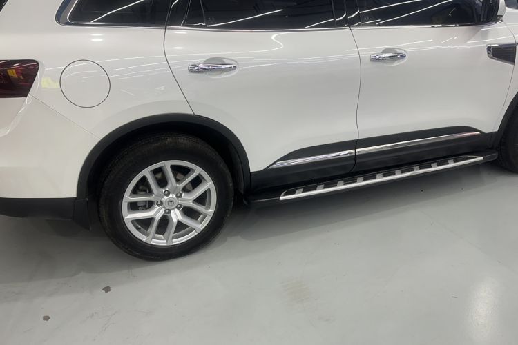 Used Renault Koleos 2017 2.5L Four-Wheel Drive Premium Edition Exterior 6