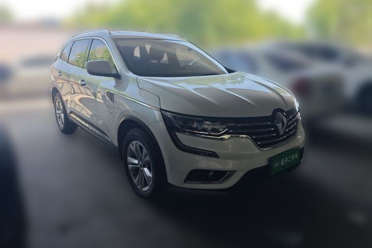 Used Renault Koleos 2017 2.0L Two-Wheel Drive Luxury Edition Front Right 45 Deg