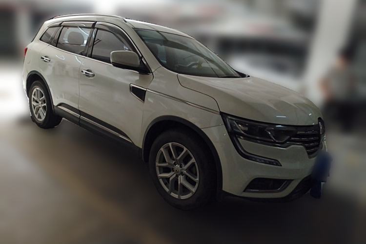 Used Renault Koleos 2017 2.5L Four-Wheel Drive Premium Edition Front Right 45 Deg
