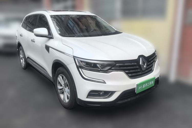 Used Renault Koleos 2017 2.0L Two-Wheel Drive Luxury Edition Front Right 45 Deg