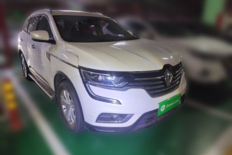 Used Renault Koleos 2017 2.0L Two-Wheel Drive Luxury Edition Front Right 45 Deg