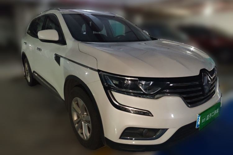 Used Renault Koleos 2017 2.0L Two-Wheel-Drive Leading Edition Front Right 45 Deg