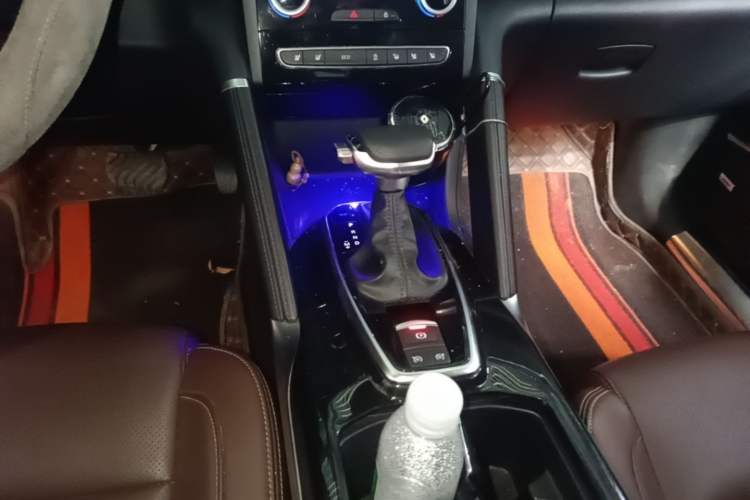Used Renault Koleos 2017 2.5L 4x4 Flagship Edition Gear Lever