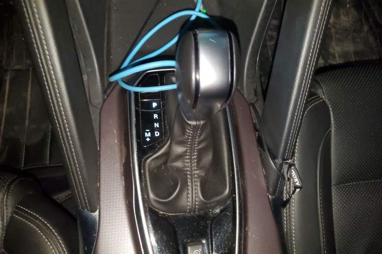 Used Renault Koleos 2017 2.5L Two-Wheel Drive Prestige Edition Gear Lever