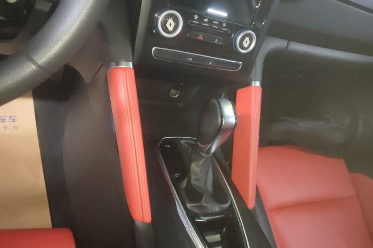 Used Renault Koleos 2017 2.0L Two-Wheel Drive Comfort Edition Gear Lever