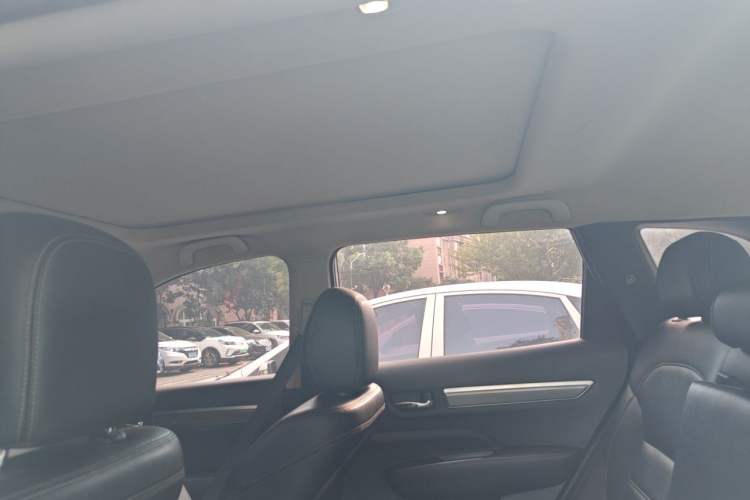 Used Renault Koleos 2017 2.0L Two-Wheel-Drive Leading Edition Headliner