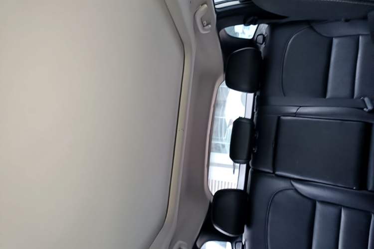 Used Renault Koleos 2017 2.0L Two-Wheel Drive Luxury Edition Headliner